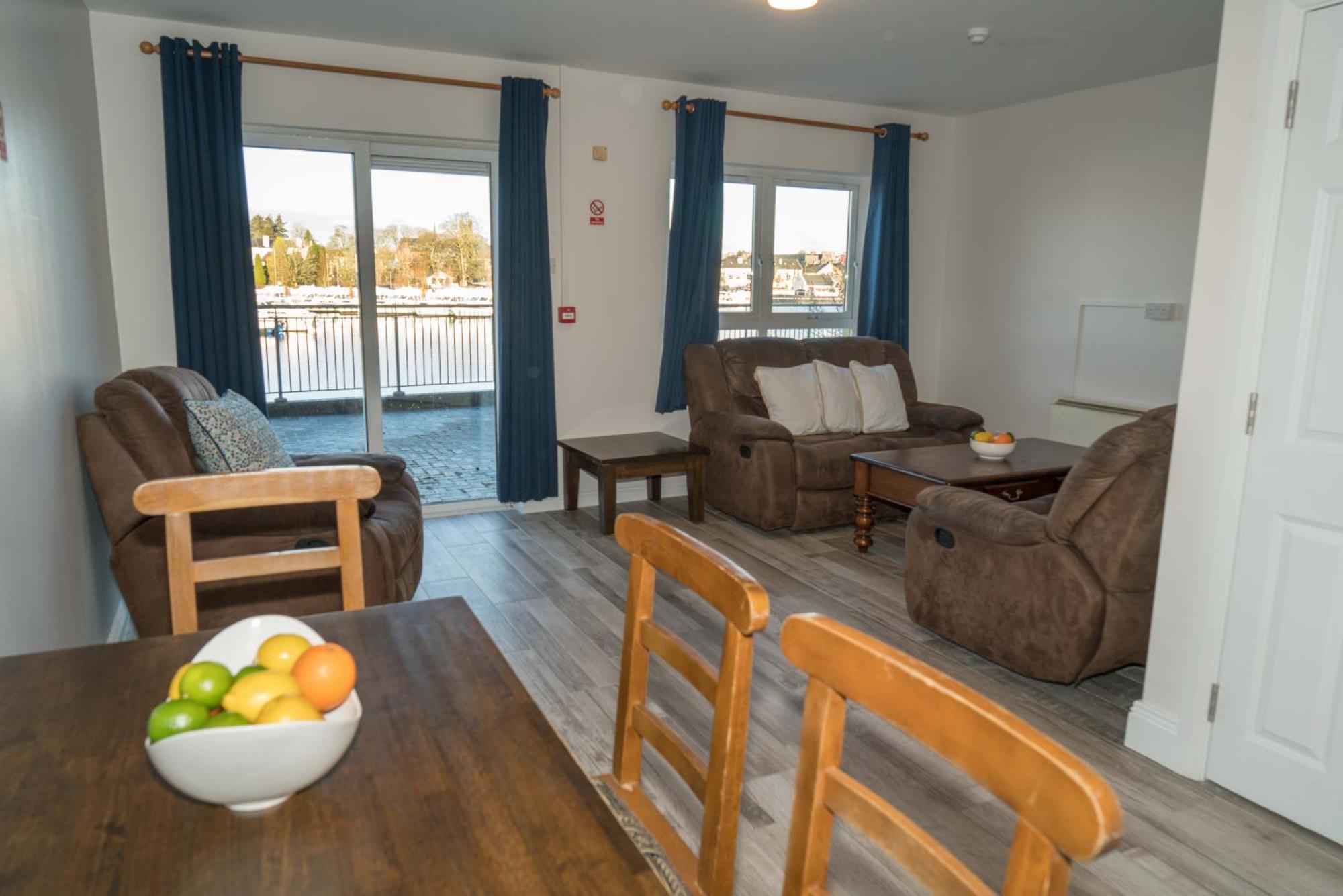 Glancys Accomadation Carrick on Shannon Eksteriør billede